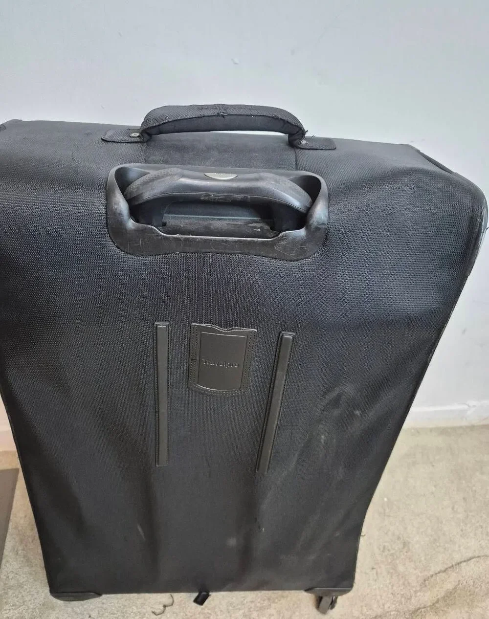 Travelpro spinner luggage